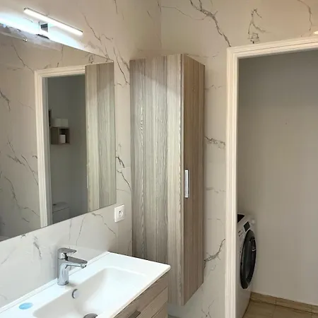 Beautiful With Parking Place Massena Apartamento *